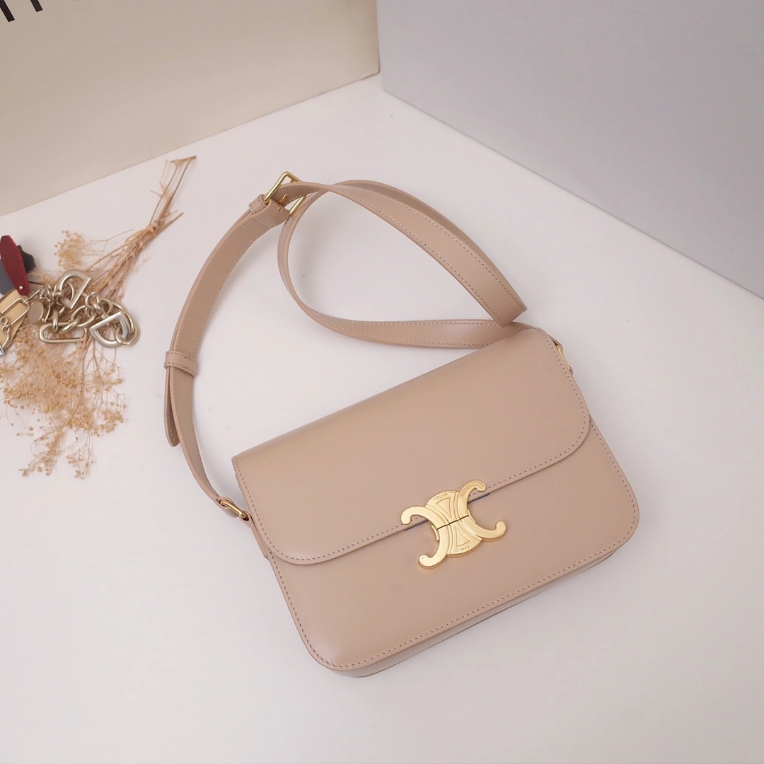 MOMO-- 358i95 188423BF4.02EU high quality version cowhide sheepskin item:D-B000I2109